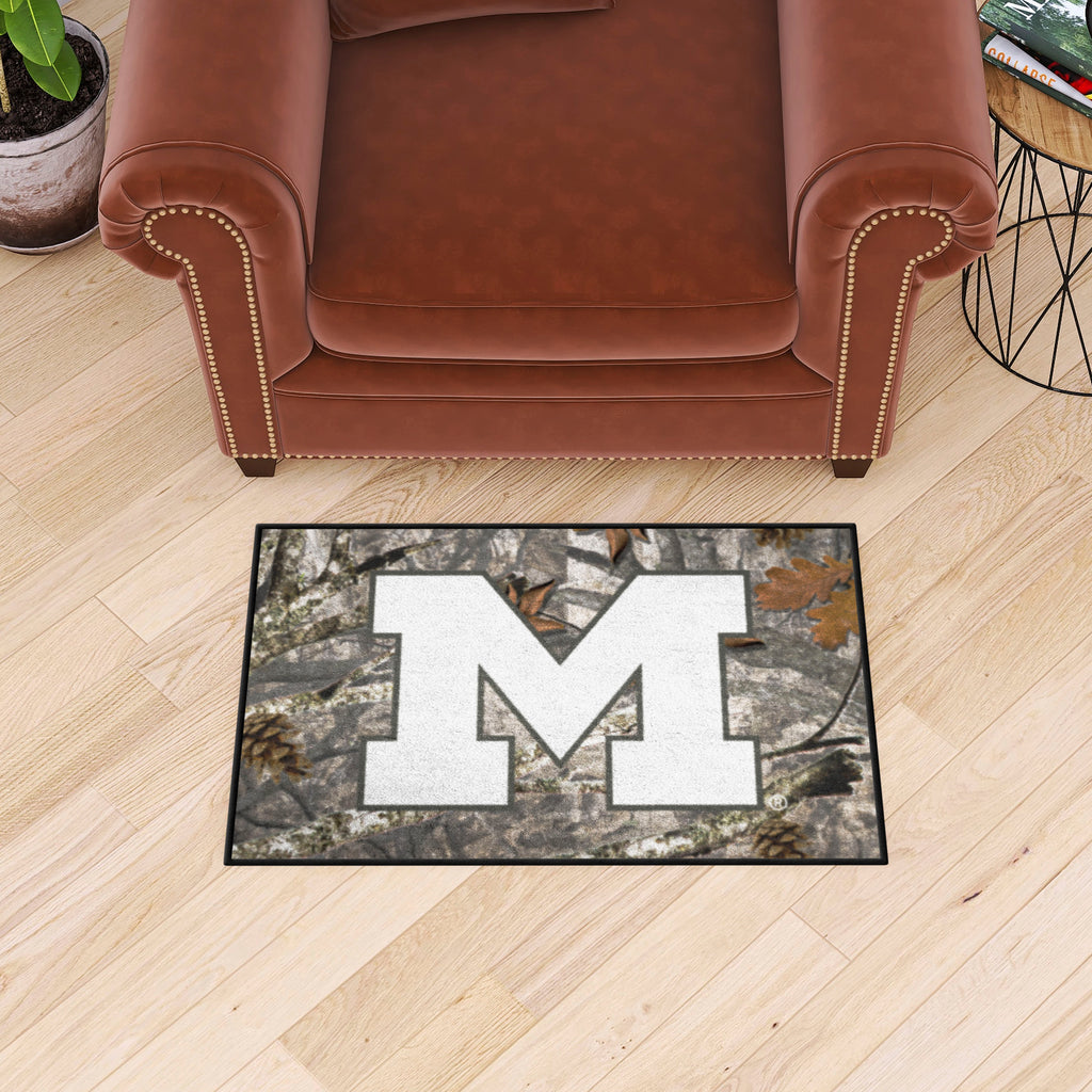 Michigan Wolverines Camo Starter Mat Accent Rug - 19in. x 30in.