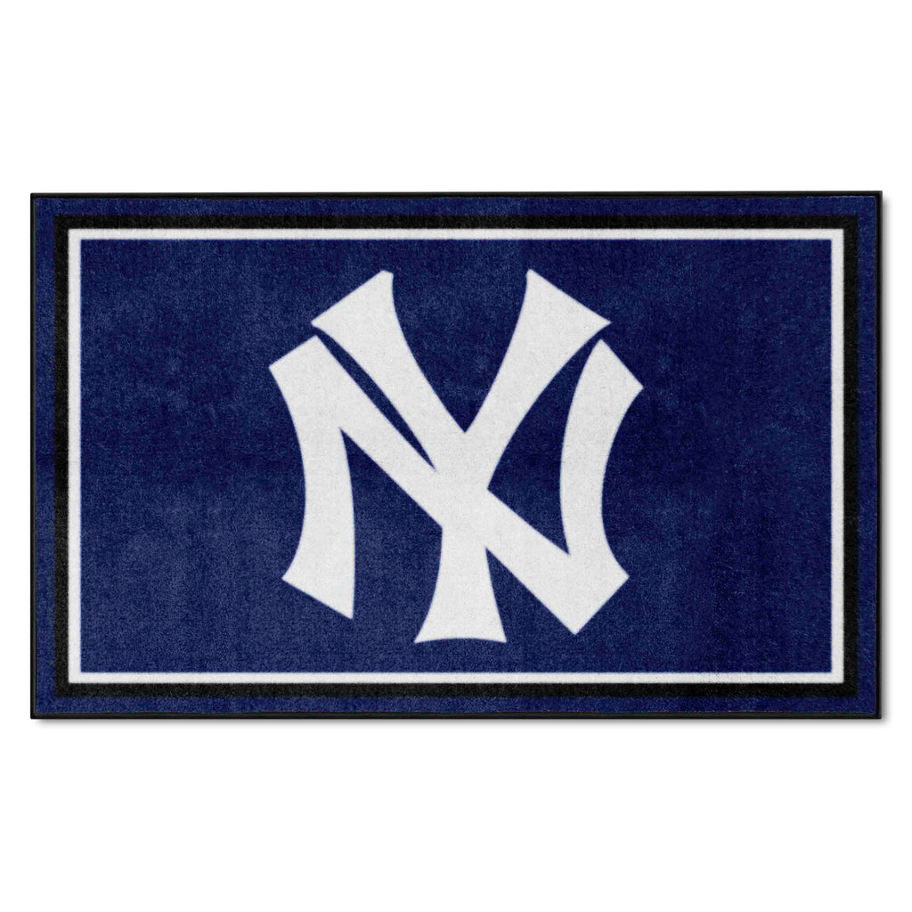 MLBCC ? New York Yankees 4x6 Rug