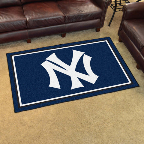 MLBCC ? New York Yankees 4x6 Rug