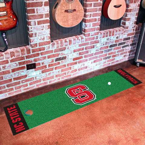 NC State Wolfpack Putting Green Mat - 1.5ft. x 6ft., NSC Logo