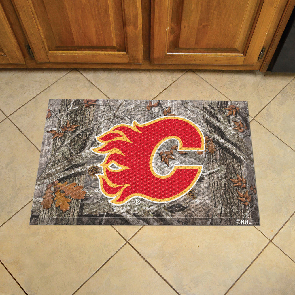 Calgary Flames Rubber Scraper Door Mat Camo
