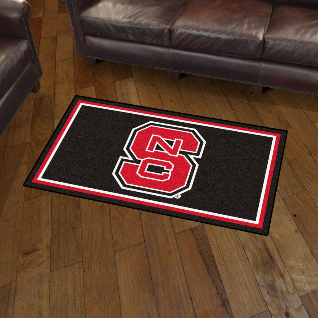 NC State Wolfpack 3ft. x 5ft. Plush Area Rug, NSC Logo