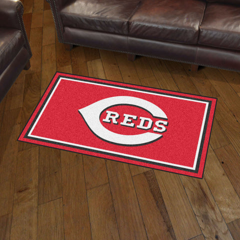 Cincinnati Reds 3ft. x 5ft. Plush Area Rug